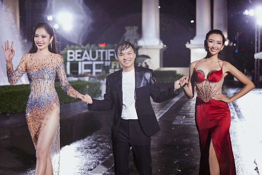 Nhà thiết kế Võ Thanh Can cùng hai người đẹp Thanh Khoa và Veddte Lệ Nam
