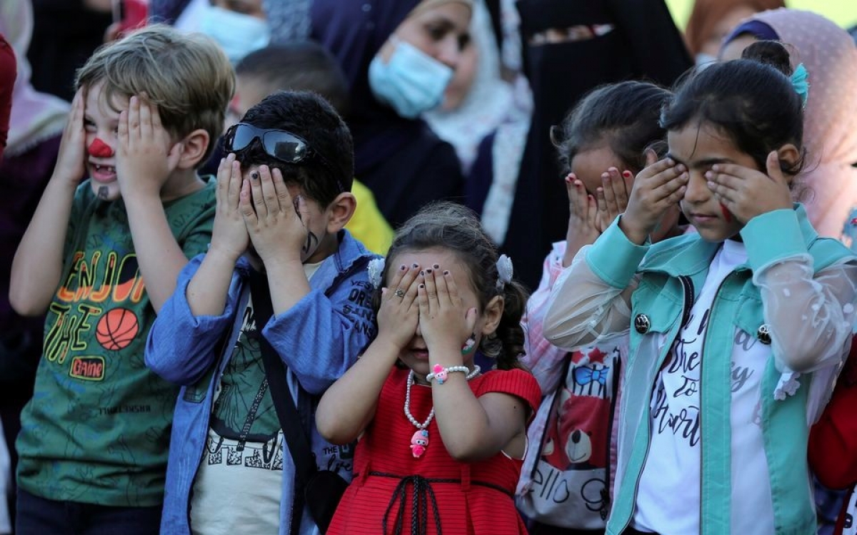 Khóa hỗ trợ sức khỏe tâm thần cho trẻ em Palestine. Ảnh: Reuters.
