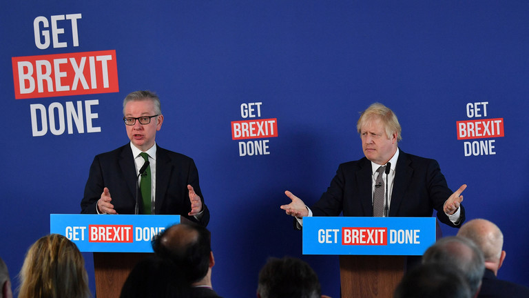 Thủ tướng Anh Boris Johnson (bên phải) và Bộ trưởng Nhà ở, Cộng đồng và Chính quyền địa phương Michael Gove