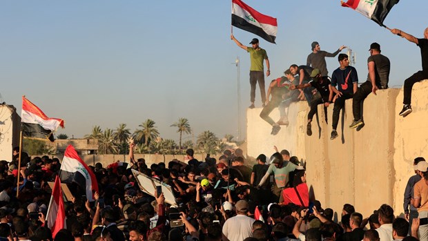 Người biểu tình ở Iraq. (Nguồn: Sky)