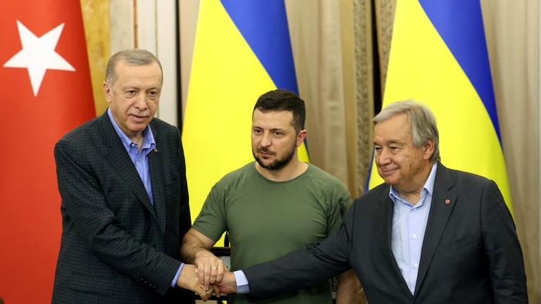 Hai nhà lãnh đạo Ukraine và Thổ Nhĩ Kỳ trong cuộc gặp với Tổng thư ký Liên Hợp Quốc Antonio Guterres 