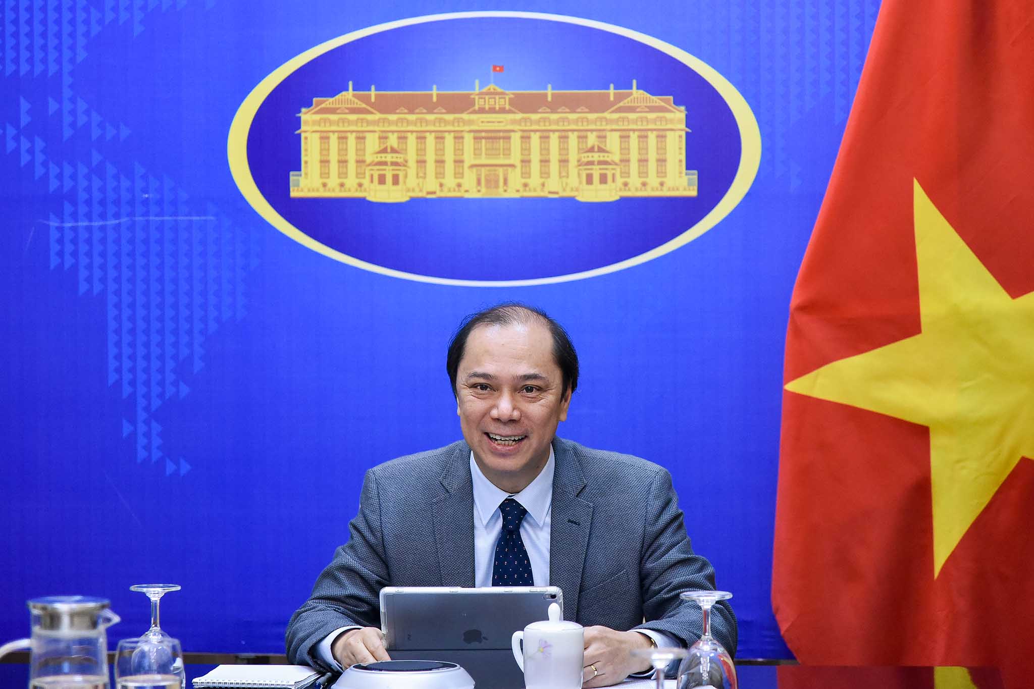 Thứ trưởng Ngoại giao Nguyễn Quốc Dũng