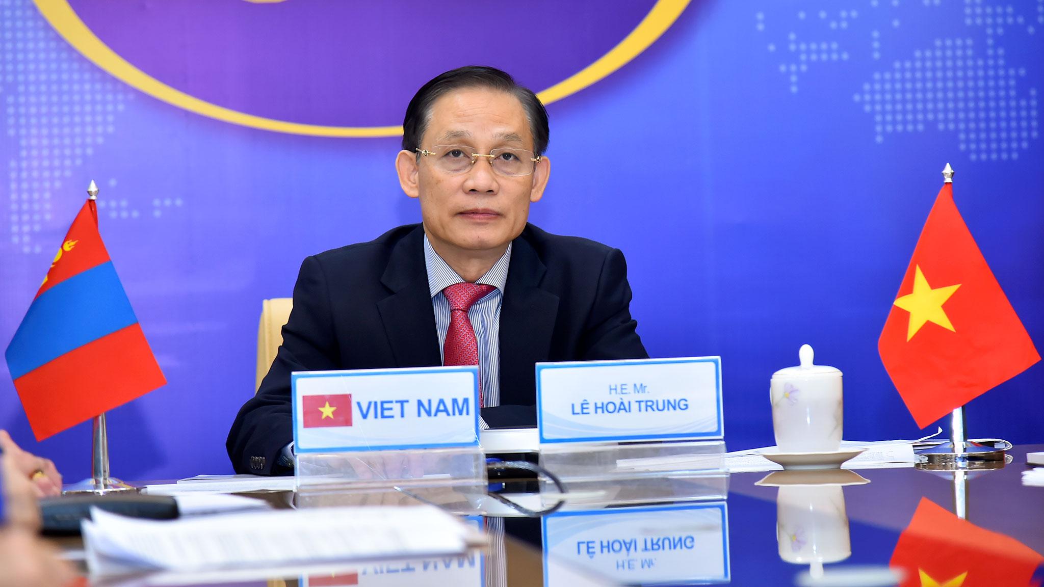 Thứ trưởng Bộ Ngoại giao Việt Nam Lê Hoài Trung