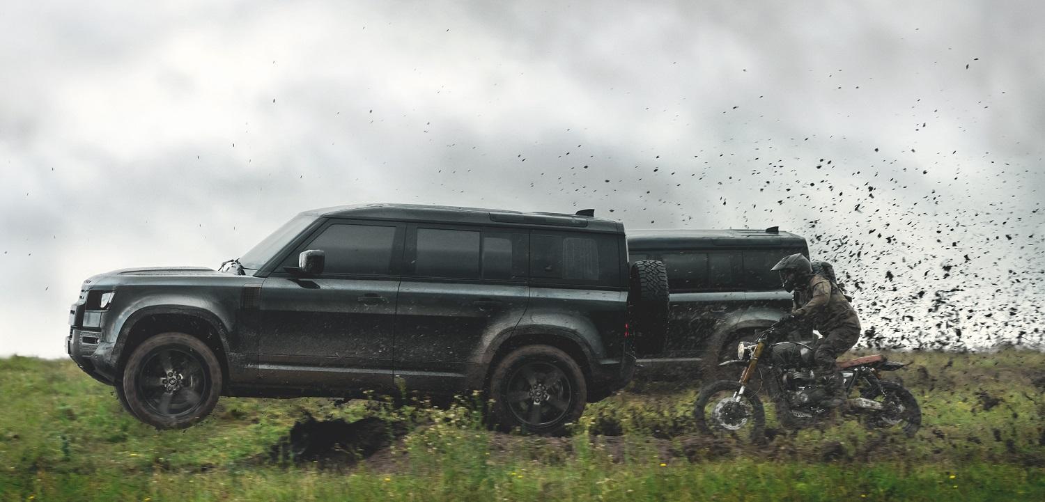 Mãn nhãn màn rượt đuổi của mẫu xe Land Rover Defender mới