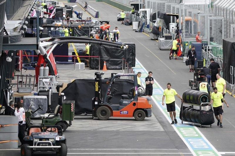 Giải đua F1 hoãn khi các công tác chuẩn bị đã sẵn sàng