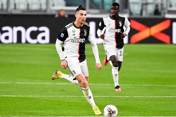 Một loạt cầu thủ ngôi sao như C.Ronaldo đã bỏ chạy khỏi giải Serie A