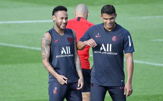 Neymar và Silva đồng loạt bỏ về Brazil!
