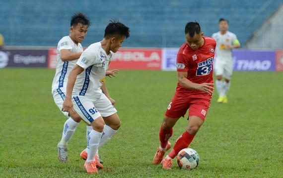 Giải V-League bị hoãn lại sau vòng 2. Ảnh: Vietnamnet