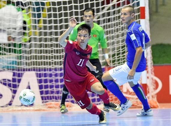 futsal Việt Nam thi đấu xuất sắc lọt vào vòng 1/8 tại VCK FIFA Futusal World Cup Colombia 2016.