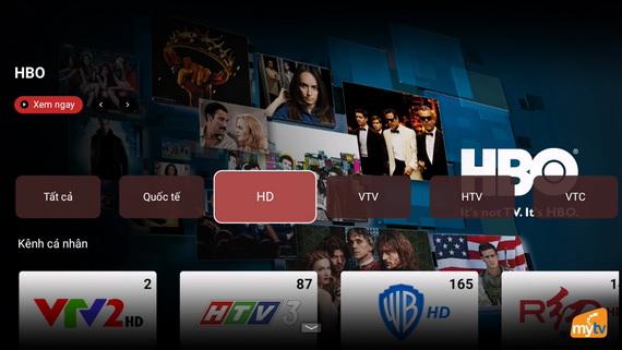 Giao diện dịch vụ truyền hình với trailer kênh nổi bật chạy tại background. Người dùng có thể vào xem ngay kênh nổi bật mà không cần phải tìm kiếm.  
