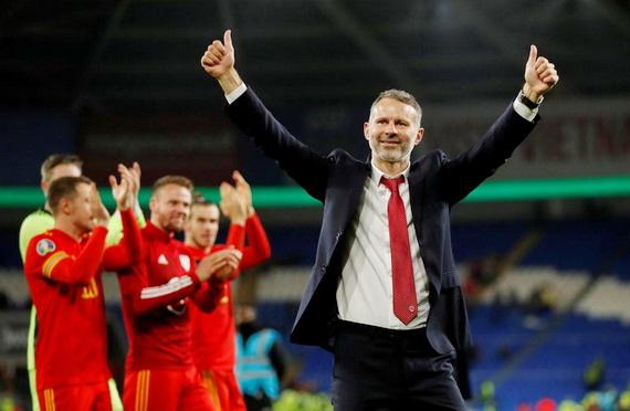 HLV Ryan Giggs sẽ không dẫn dắt MU trong tương lai gần