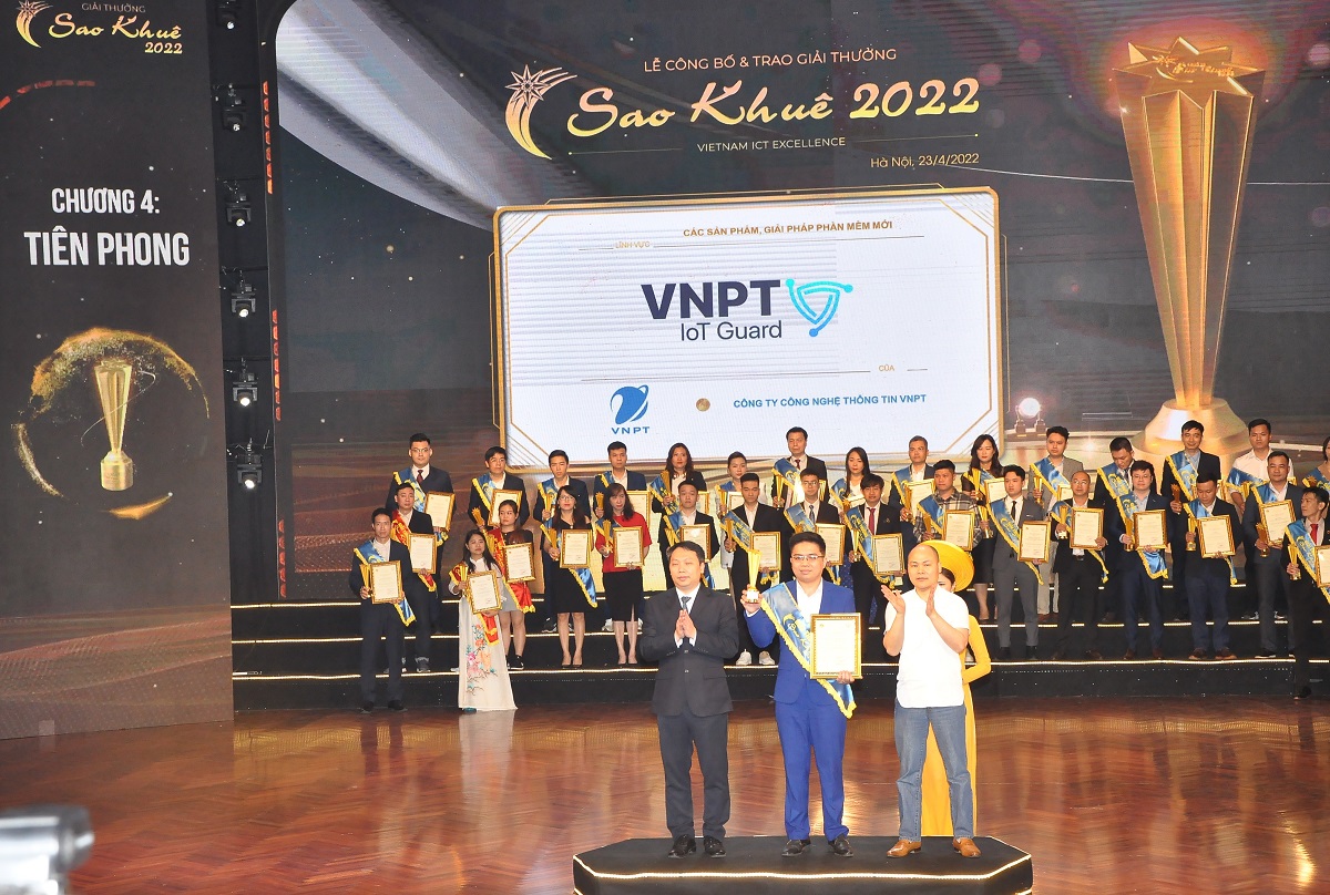 Tại lễ trao giải Giải thưởng Sao Khuê 2022, VNPT IoT Guard đã được vinh danh ở hạng mục Các sản phẩm, giải pháp phần mềm mới.