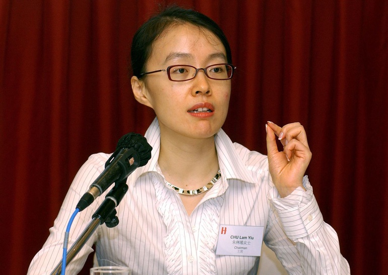 Cổ phiếu của Huabao giảm 67% sau tin Chủ tịch công ty - bà Chu Lam Yiu bị điều tra (Ảnh: Bloomberg).