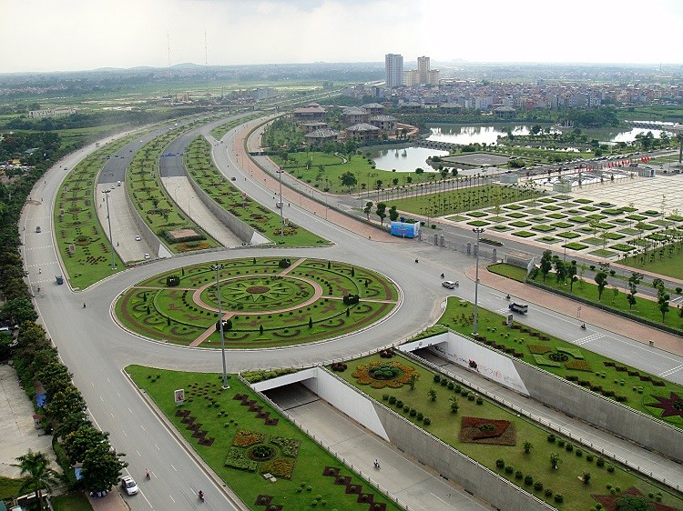 Đại lộ Thăng Long- tuyến đường giao thông nối trung tâm TP Hà Nội với các đô thị vệ tinh.