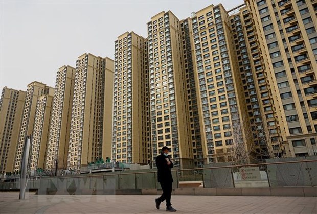 Các tòa nhà do Tập đoàn bất động sản Evergrande xây dựng tại Bắc Kinh, Trung Quốc, ngày 8/12/2021. (Ảnh: AFP/TTXVN)