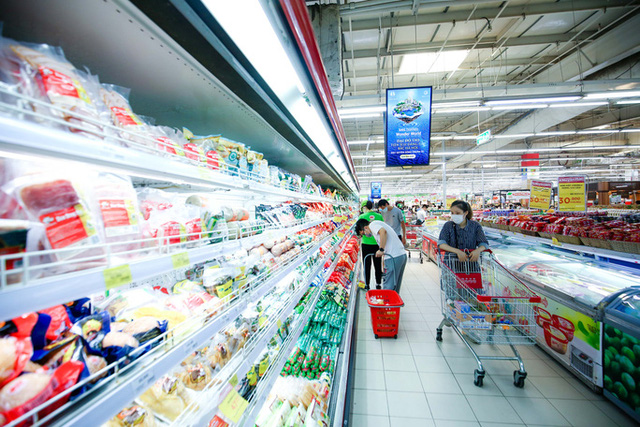 Các doanh nghiệp đã đồng loạt áp dụng mức thuế suất giá trị gia tăng mới. (Ảnh minh họa - Ảnh: PLO)

