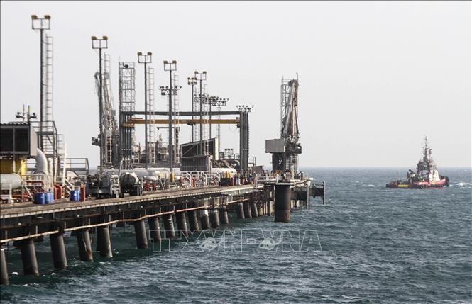 Một cơ sở khai thác dầu của Iran ở đảo Khark. Ảnh: AFP/TTXVN