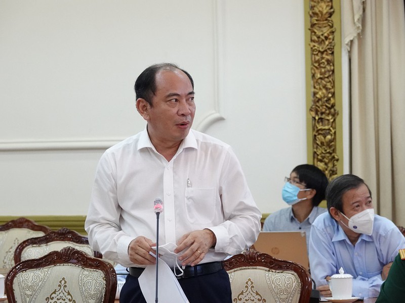 Giám đốc Sở Y tế TP.HCM Tăng Chí Thượng nhận định biến chủng Omicron đang chiếm ưu thế trên địa bàn TP. Ảnh: PHƯƠNG THÙY