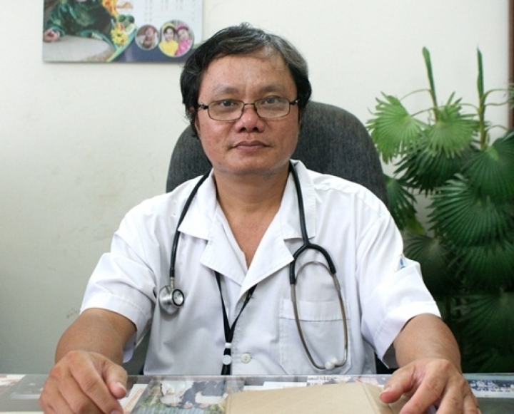 Bác sĩ Trương Hữu Khanh.