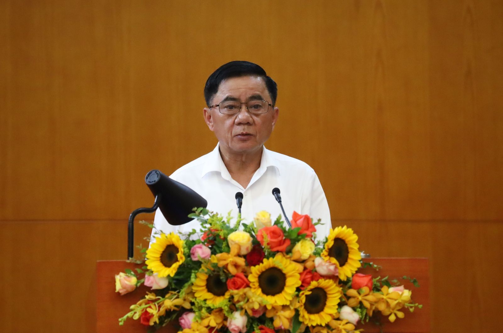 Ủy viên Bộ Chính trị, Bí thư Trung ương Đảng, Chủ nhiệm UBKT Trung ương Trần Cẩm Tú phát biểu tại Hội nghị.