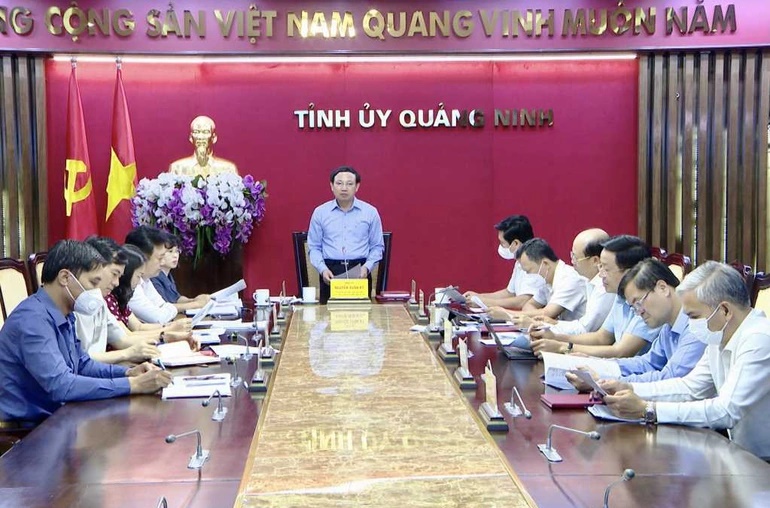 Bí thư Tỉnh ủy Nguyễn Xuân Ký chủ trì cuộc họp xem xét, thi hành kỷ luật đối với tổ chức đảng và đảng viên có vi phạm liên quan đến Công ty Cổ phần Công nghệ Việt Á