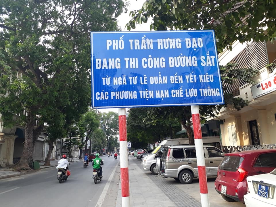 Hà Nội Rào Chắn Phân Luồng đường Trần Hưng Đạo Quán Sứ Báo điện Tử