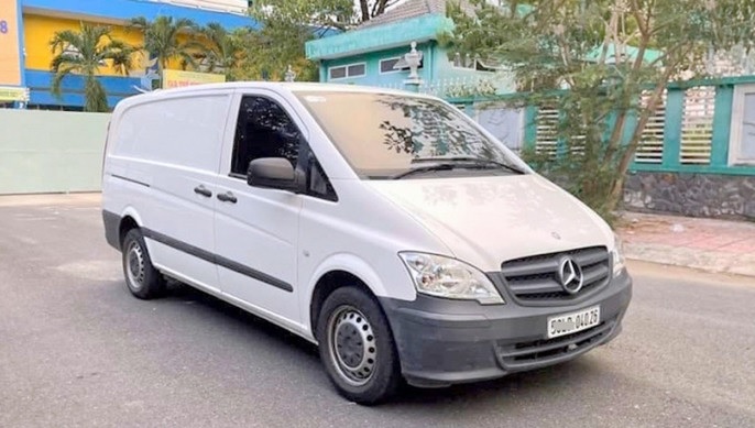 Mẫu xe Mercedes Van Vitoria đời 2013-2014 bị triệu hồi 53 chiếc tại Việt Nam do lỗi túi khí, nằm trong lệnh triệu hồi mới nhất được Cục Đăng kiểm phê duyệt