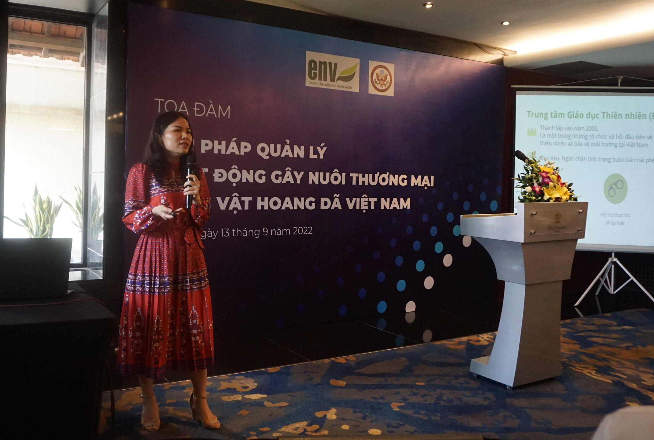 Bà Bùi Thị Hà - Phó Giám đốc ENV