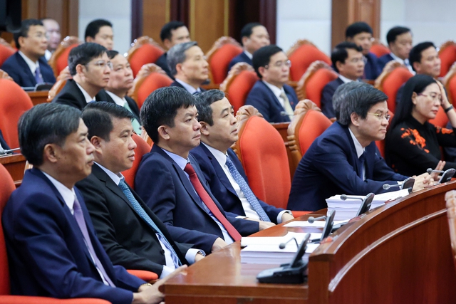 Các đại biểu dự phiên bế mạc Hội nghị Trung ương 6 - Ảnh: VGP