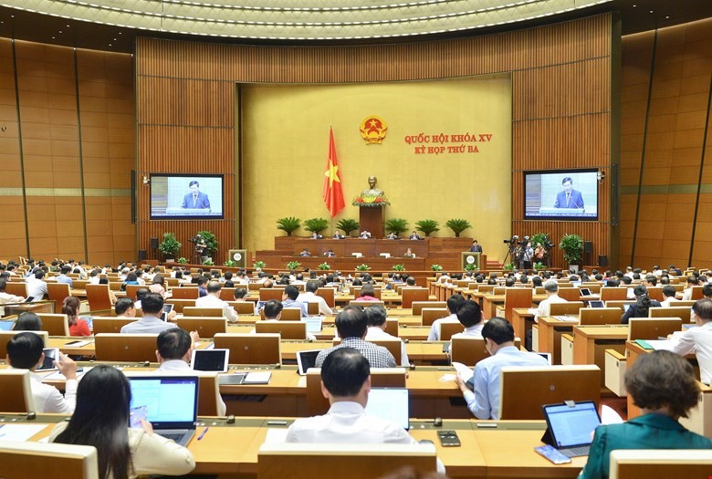 Quang cảnh phiên họp. Ảnh: QH