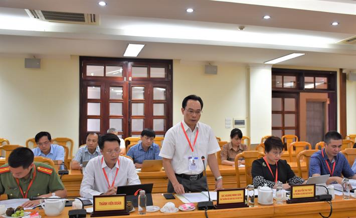Thứ trưởng Hoàng Minh Sơn làm việc với Ban Chỉ đạo thi cấp tỉnh Kỳ thi tốt nghiệp THPT năm 2022 tại Hà Tĩnh