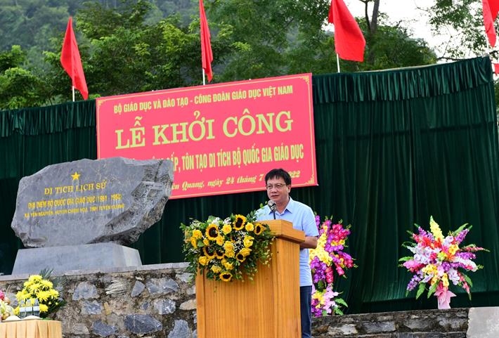 Chủ tịch Công đoàn Giáo dục Việt Nam Nguyễn Ngọc Ân phát biểu tại Lễ khởi công