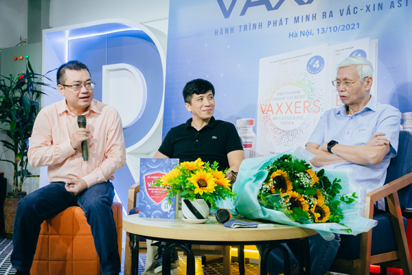 Ông Nguyễn Cảnh Bình - CEO Alpha Books phát biểu tại buổi công bố sách. 