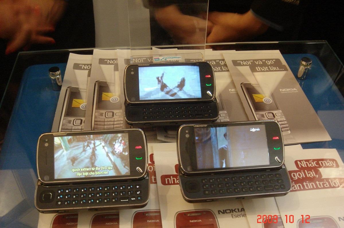 Những trải nghiệm ấn tượng đầu tiên từ VinaPhone 3G đã được trình diễn ngay tại sự kiện khai trương ngày 12/10/2009.