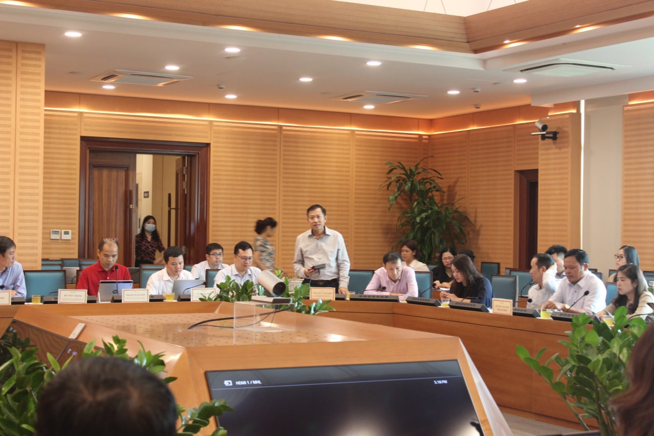 TS Nguyễn Văn Yên - Thành viên Hội đồng thành viên VNPT phát biểu tại hội thảo.