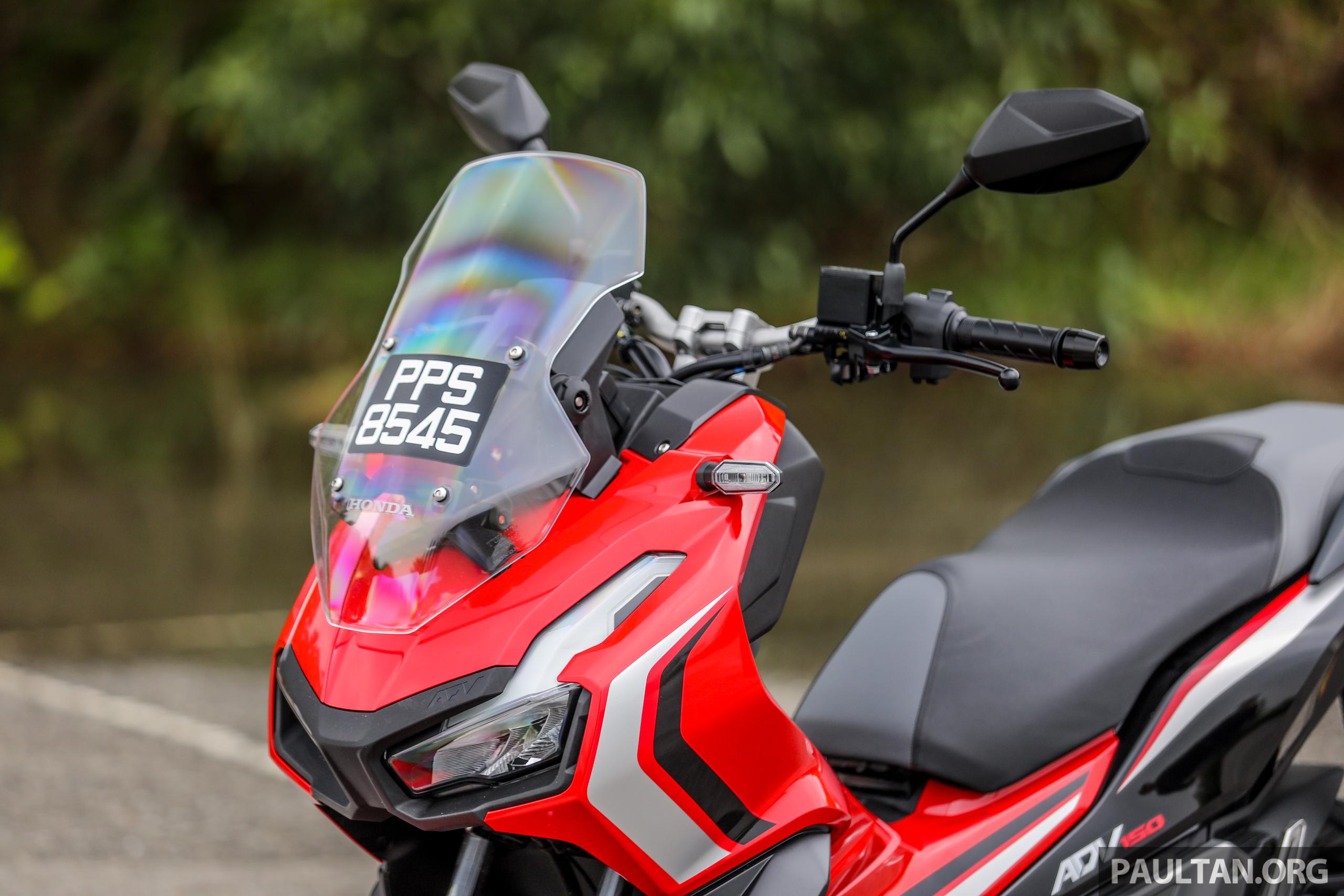 Honda ADV150 sẽ phù hợp với những người có chiều cao khoảng 168cm 