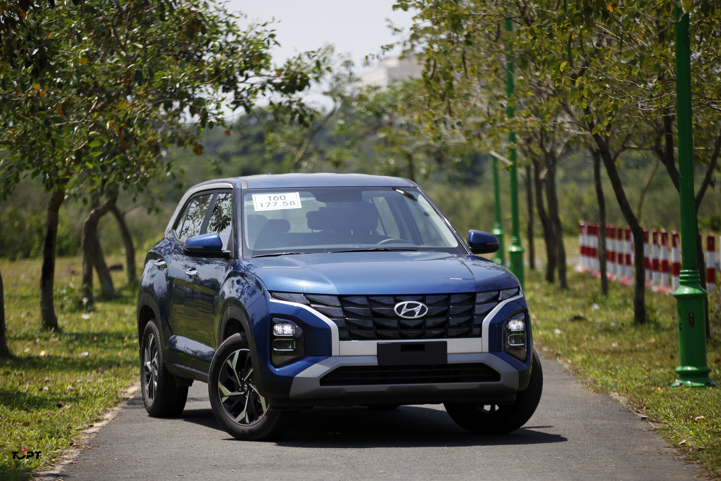 Bảng giá xe Hyundai tháng 11: Hyundai Creta tiếp tục được giảm giá tới 35 triệu đồng - Ảnh 1.