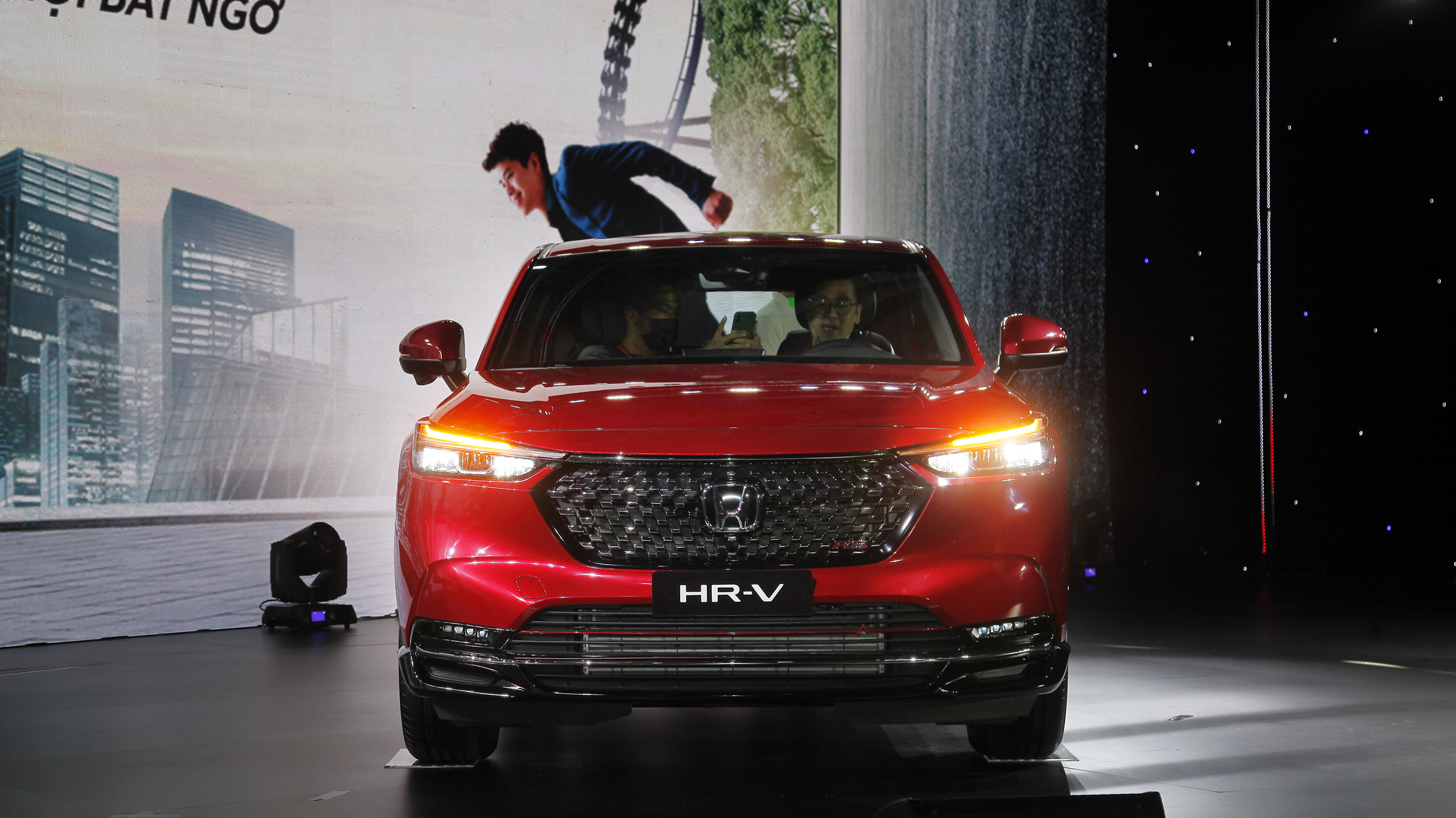 Honda HR-V thế hệ mới, chỉ có 2 phiên bản, khởi điểm từ 826 triệu đồng -  Báo điện tử VnMedia - Tin nóng Việt Nam và thế giới