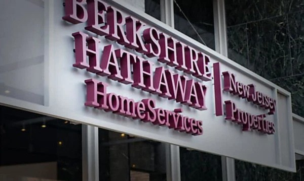 Danh mục đầu tư Berkshire Hathaway có gì?