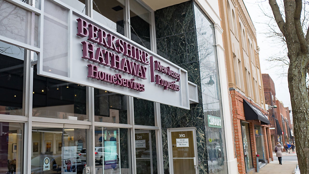 36 tỷ USD của Berkshire Hathaway “bay màu”
