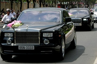 Rolls-Royce Phantom: 10 năm vẫn chưa lỗi thời