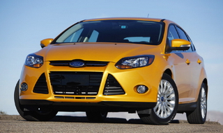 Ford Focus soán ngôi xe bán chạy nhất 2012