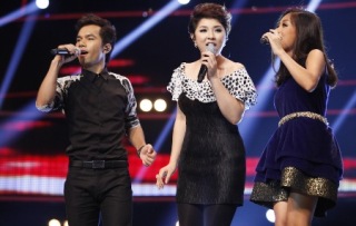 Thí sinh Vietnam Idol bị Giám khảo bắt bí