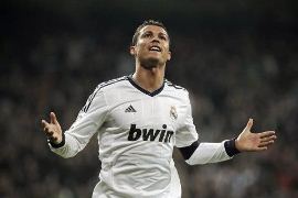 C.Ronaldo lập hat-trick giúp Real Madrid lọt vào tứ kết Cúp Nhà Vua