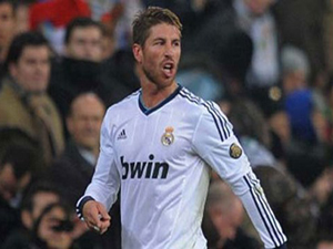 Real Madrid mất Ramos 5 trận vì chửi trọng tài