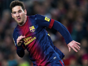 Messi áp sát “Rô béo”, Barca phá kỉ lục La Liga