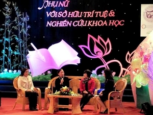 Nữ trí thức “đăng đàn” chia sẻ nghiên cứu khoa học