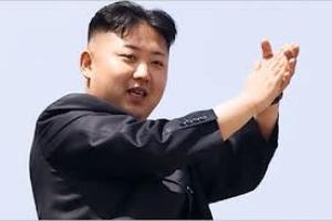 Chủ tịch trẻ Kim Jong-un phẫu thuật chỉnh hình?