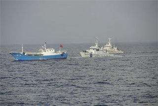 Nhật bắt tàu Trung Quốc gần quần đảo tranh chấp