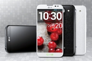 LG Optimus G Pro &quot;khủng&quot; hơn Galaxy Note II